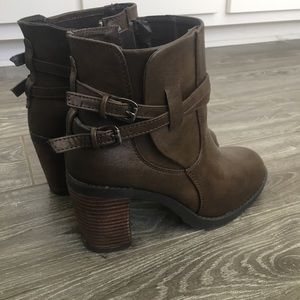 Ankle boots